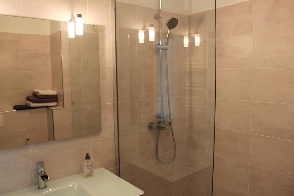 อาซูร์ 3000 Apartment แซ็งต์-โลร็อง-ดู-วาร์ ห้อง รูปภาพ