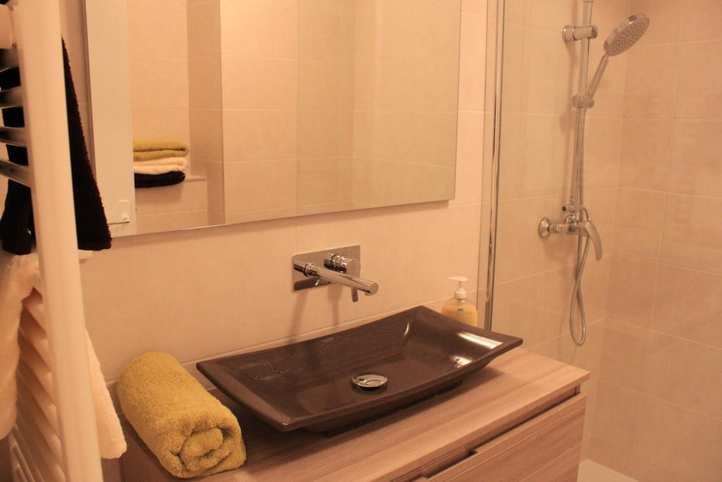 อาซูร์ 3000 Apartment แซ็งต์-โลร็อง-ดู-วาร์ ภายนอก รูปภาพ